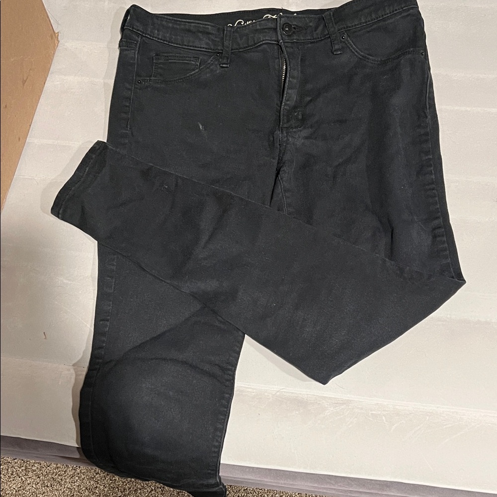 Women’s Black Jeans